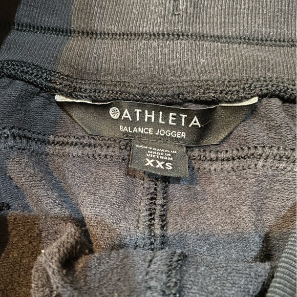 Athleta ‘Balance’ Jogger - Picture 5 of 5